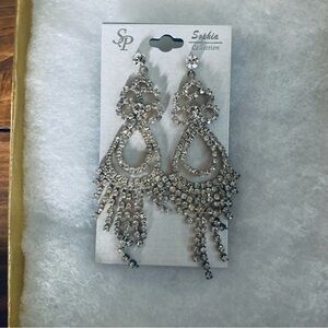 NWT Sophia Collection silver diamond drop earrings
